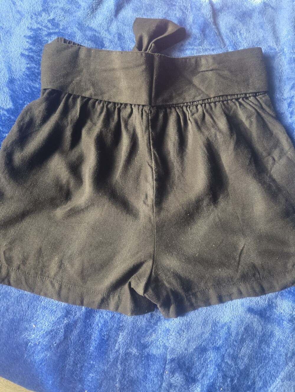 Dynamite Linen-Blend High-Waist Tie-Belt Shorts - Picture 3 of 4